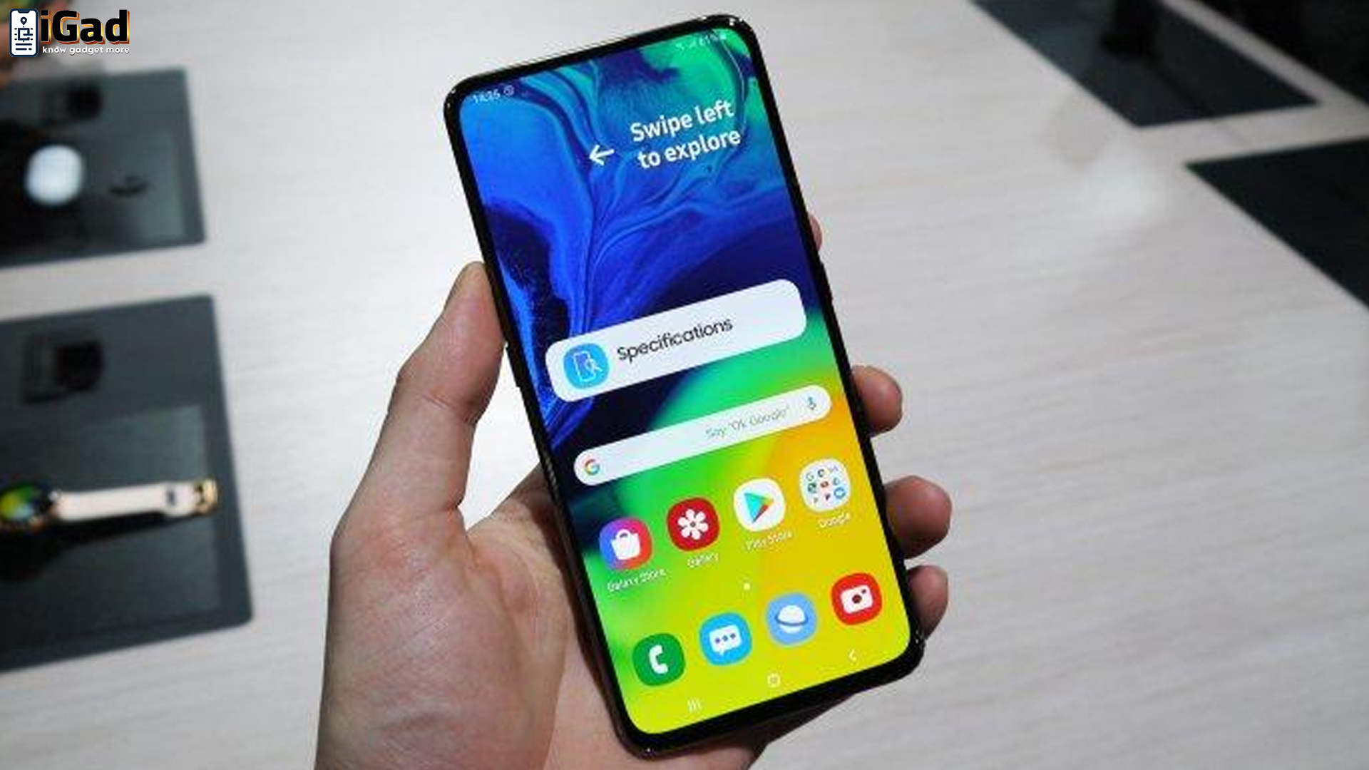 Kupas Tuntas Galaxy A80: Desain Futuristik, Performa Gahar